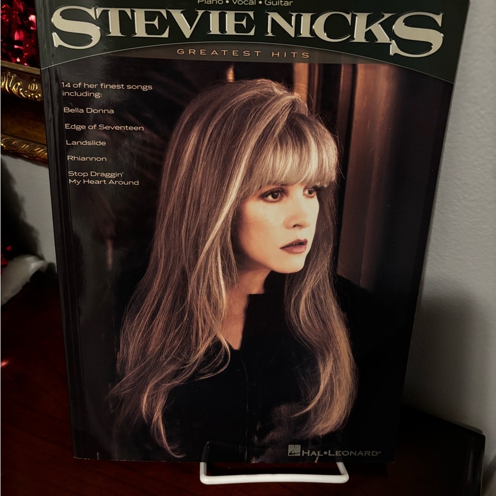 Stevie Nicks Greatest Hits piano vocal guitar book